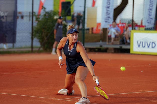 Leipzig Open 2026 - W75 Leipzig - Achtelfinale: Nastasja Schunk (GER) - Ida Wobker (GER) Nastasja Schunk (GER) beim Ausfallschritt am 06.08.2026 im Leipziger Tennisclub 1990 e.V., Leipzig (Sachsen) Leipzig Leipziger Tennisclub 1990 e.V. Sachsen Deutschland *** Leipzig Open 2026 W75 Leipzig Round of 16 Nastasja Schunk GER Ida Wobker GER Nastasja Schunk GER during a lunge on August 6, 2026, at the Leipzig Tennis Club 1990 e.V., Leipzig, Saxony, Leipzig, Leipzig Tennis Club 1990 e.V., Saxony, Germany