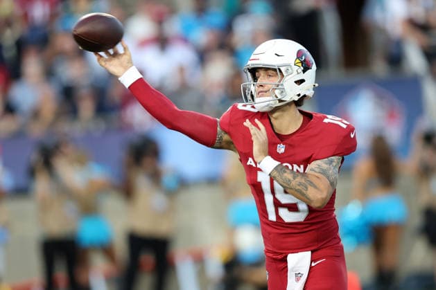 Arizona Cardinals quarterback Carson Beck (19) throws a pass during the first quarter of the Cardinals preseason game against Carolina Panthers in the Pro Football Hall of Fame Game in Canton, Ohio, on Thursday, August 6, 2026.  CAN20260806114 AARONxJOSEFCZYK