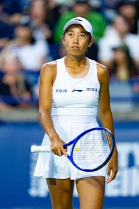 TORONTO, ON - AUGUST 06: Shuai Zhang of China reacts during her match at the WTA, Tennis Damen National Bank Open tournament on August 6, 2026 at Sobeys Stadium in Toronto, ON, Canada (Photo by Julian Avram Icon Sportswire) TENNIS: AUG 06 National Bank Open EDITORIAL USE ONLY Icon2608060140