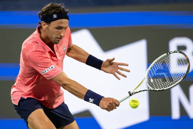 MONTREAL, QC - AUGUST 06: Arthur Rinderknech from France returns the ball againstFrances Tiafoe from USA during their singles third round match on day five of the ATP, Tennis Herren 1000 National Bank Open presented by Rogers at Stade IGA on August 6, 2026 in Montreal, Quebec, Canada.(Photo by Vincent Ethier Icon Sportswire) TENNIS: AUG 06 National Bank Open EDITORIAL USE ONLY Icon2608068357