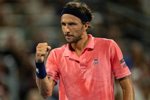 MONTREAL, QC - AUGUST 06: Arthur Rinderknech from France reacts against Frances Tiafoe from USA during their singles third round match on day five of the ATP, Tennis Herren 1000 National Bank Open presented by Rogers at Stade IGA on August 6, 2026 in Montreal, Quebec, Canada.(Photo by Vincent Ethier Icon Sportswire) TENNIS: AUG 06 National Bank Open EDITORIAL USE ONLY Icon2608068416