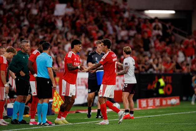 Richard Rios and Enzo Barrenechea seen during UEFA Europa League qualifying game between teams of SL Benfica and Heart of Midlothian FC (Maciej Rogowski Ball Raw Images PT) Lisbon Estadio Da Luz Portugal Copyright: xMaciejxRogowskix maciejrogowski_slbenfica_hearts_2627_5-218