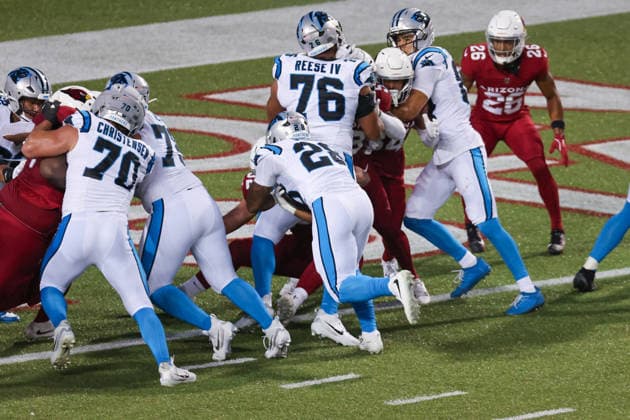 CANTON, OH - AUGUST 06: Carolina Panthers running back AJ Dillon (28) carries up the middle for a 1-yard touchdown run during the second quarter of the National Football League preseason game between the Carolina Panthers and Arizona Cardinals on August 6, 2026, at the Tom Benson Hall of Fame Stadium in Canton, OH. (Photo by Frank Jansky Icon Sportswire) NFL, American Football Herren, USA AUG 06 Hall of Fame Game - Panthers vs Cardinals EDITORIAL USE ONLY Icon26080655