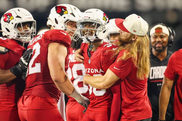 August 6, 2026, Canton, Ohio, USA: Arizona Cardinals kicker CHAD RYLAND (38) celebrates with his team and staff at the 2026 Pro Football Hall of Fame Game between the Carolina Panthers and Arizona Cardinals at Tom Benson Hall of Fame Stadium on August 6, 2026 in Canton, Ohio. Canton USA - ZUMAs335 20260806_znp_s335_033 Copyright: xMatthewxSmithx