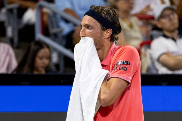 August 6, 2026, Montreal, Quebec, Canada: ARTHUR RINDERKNECH from France in match against Frances Tiafoe (15) from USA in third round at Canadian Open at IGA stadium in Montreal, Quebec, Canada on 2026-08-06 TENNIS: Canadian Open Montreal 2026  - ZUMAl189 20260806_zsp_l189_164 Copyright: xYannickxLegarex