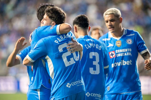 August 6, 2026, Chester, Pennsylvania, United States: Cruz AzulÃ¢â‚¬â ¢s JOSE PARADELA (20) celebrates with his team after scoring a goal against the Philadelphia Union during the Leagues Cup match at Subaru Park in Chester PA Chester United States - ZUMArf1_ 20260806_zaf_rf1_002 Copyright: xRickyxFitchettx