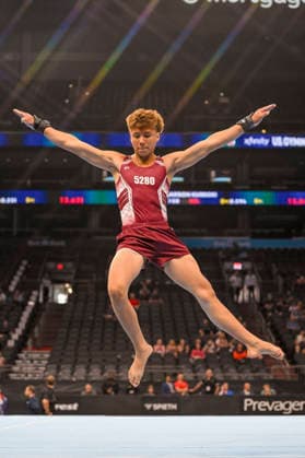 Gymnastics: Gymnastics: Xfinity US Gymnastics Championships Rocco Aragon of 5280 Gym competes on floor exercise in the junior division of the Xfinity USA Gymnastics Championship at the Mortgage Matchup Center in Phoenix, Arizona, Thursday, August 6, 2026. (Thomas Fernandez Image of . Phoenix Arizona United States EDITORIAL USE ONLY Copyright: xx ThomasxFernandezx iosphotos417350