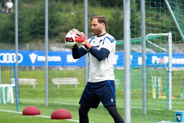 Torwarttraining: hier Oliver Baumann, (TSG Hoffenheim, 01), leichte Schussuebungen, TSG Hoffenheim, Fussball, Trainingslager, Saison Vorbereitung, Saison 2026 2027, GER, 06.08.2026, Eibner-Pressefoto Andreas Ulmer TSG Hoffenheim, Fussball, Trainingslager, Saison Vorbereitung, Saison 2026 2027, GER, 06.08.2026, *** Goalkeeper training: Oliver Baumann, TSG Hoffenheim, 01, light shooting drills, TSG Hoffenheim, soccer, training camp, preseason, 2026–2027 season, GER, August 6, 2026, Eibner press photo by Andreas Ulmer, TSG Hoffenheim, soccer, training camp, preseason, 2026–2027 season, GER, August 6, 2026, Copyright: xEibner-Pressefoto AndreasxUlmerx EP_AUR
