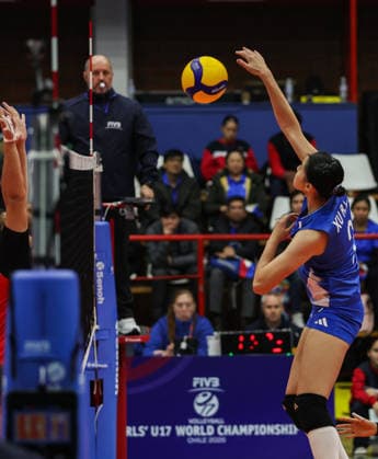 (260807) -- SAN FELIPE, Aug. 7, 2026 -- Xu Ruilin of China spikes the ball during the preliminary phase match between China and the Philippines at the FIVB Volleyball Girls U17, U 17 World Championship, WM, Weltmeisterschaft in San Felipe, Chile, Aug. 6, 2026. ) (SP)CHILE-SAN FELIPE-VOLLEYBALL-GIRLS U17 WORLD CHAMPIONSHIP-PRELIMINARY PHASE-CHINA VS PHILIPPINES ZhouxJiayi 