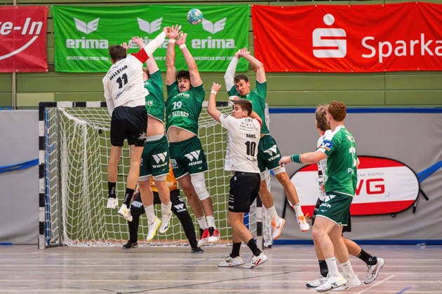 06.08.2026, xovx, Handball Lindencup, HSG Wetzlar - Pfadi Winterthur v.l. Tim Rellstab (Pfadi Winterthur), Georg Löwen (HSG Wetzlar), Doruk Pehlivan (HSG Wetzlar), Ivan Simic (Pfadi Winterthur), Jona Schoch (HSG Wetzlar), Daniel Parkhomenko (Pfadi Winterthur), Tomas Piroch (HSG Wetzlar) Linden Stadthalle Hessen Deutschland (DE) *** August 6, 2026, xovx, Lindencup Handball, HSG Wetzlar vs. Pfadi Winterthur: Tim Rellstab (Pfadi Winterthur), Georg Löwen (HSG Wetzlar), Doruk Pehlivan (HSG Wetzlar), Ivan Simic (Pfadi Winterthur), Jona Schoch (HSG Wetzlar), Daniel Parkhomenko (Pfadi Winterthur), Tomas Piroch (HSG Wetzlar), Linden Stadthalle, Hesse, Germany, DE