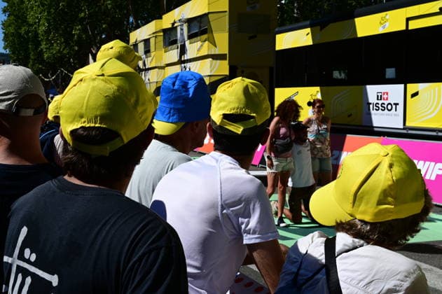 Stage 6 - Women S Tour De France 2026 Spectators gather at the finish line during Stage 6 of the 2026 Women s Tour de France, which ran from Montbrison to Tournon-sur-Rhone, on August 6, 2026. Cyclist Kim Le Court Pienaar of the AG Insurance-Soudal Team won the stage. Tournon sur Rhone Ardeche France  Copyright: xRomainxDoucelinx originalFilename:doucelin-stage6wo260806_npRxC.jpg