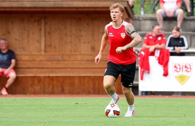 07.08.2026, Deutschland, Grassau, Fußball Bundesliga, Saison 2026 2027, Trainingslager VfB Stuttgart, Finn Jeltsch *** August 7, 2026, Germany, Grassau, Bundesliga, 2026–2027 season, VfB Stuttgart training camp, Finn Jeltsch