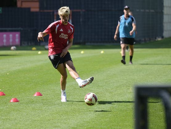 07.08.2026, xophax, Fussball 1.Bundesliga, 1.FC Koeln Training auf Platz 7 am Geissbockheim . Training U21, U 21 . Neuzugang Gil Neves ( 1.FC Köln ) Kitzbühel *** August 7, 2026, xophax, Soccer, Bundesliga 1, 1. FC Köln Training on Field 7 at Geissbockheim; U21 Training; New Signing Gil Neves; 1. FC Köln; Kitzbühel