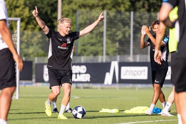Abschlusstraining SSV Ulm 1846 Fußball vor dem ersten Ligaspiel in Stuttgart, Fussball, Training, Trainingsplatz Ulm 06.08.26 Per Lockl (SSV Ulm 1846 Fußball, 08) Abschlusstraining SSV Ulm 1846 Fußball vor dem ersten Ligaspiel in Stuttgart, Fussball, Training, Trainingsplatz Ulm 06.08.26 Foto: Lucca Fundel Ulm Trainingsplatz Baden-Württemberg Deutschland *** Final training session for SSV Ulm 1846 Soccer ahead of their first league match in Stuttgart, Soccer, Training, Ulm Training Field, August 6, 2026, by Per Lockl, SSV Ulm 1846 Soccer, 08 Final training session for SSV Ulm 1846 Soccer ahead of their first league match in Stuttgart, soccer, training, Ulm training field, August 6, 2026. Photo by Lucca Fundel, Ulm training field, Baden-Württemberg, Germany