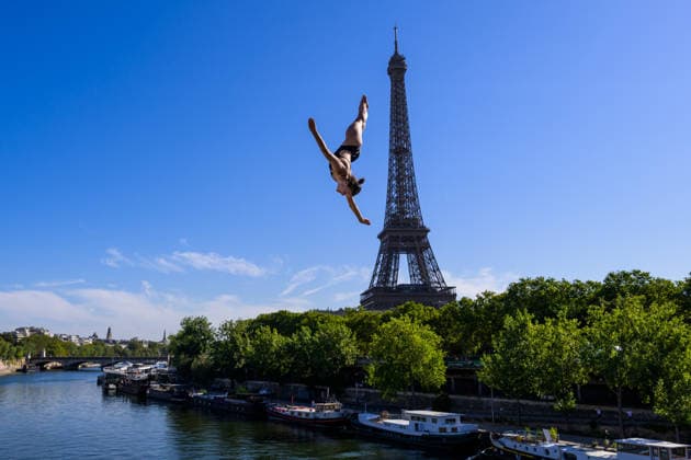 260807 Maike Elena Halbisch of Germany dives from the 20 meter platform with the Eiffel Tower in the background at a training session for women™s high diving during day eight of the 2026 European Aquatics Championships on August 7, 2026 in Paris. Photo: Joel Marklund BILDBYRAN kod JM JM0834 bbeng simhopp diving high diving höga hopp 2026 european aquatics championships em träning training dam *** August 7, 2026: Maike Elena Halbisch of Germany dives from the 20-meter platform with the Eiffel Tower in the background during a training session for women’s high diving on the eighth day of the 2026 European Aquatics Championships on August 7, 2026 in Paris. Photo by Joel Marklund. BILDBYRAN code JM JM0834 bbeng diving high diving 2026 European Aquatics Championships training women’s  Copyright: JOELxMARKLUND BB260807JM022