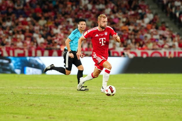 RECORD DATE NOT STATED HONG KONG-SPORTS BAYERN-ASTON-VILLA A general view shows match action during the first half of the exhibition football match between Bayern Munich and Aston Villa at the Kai Tak Stadium on August 7, 2026 in Hong Kong. Bayern Munich led 1-0 at the end of the first half thanks to a 37th-minute goal by Kim Min-jae. (Photo by Zulu Lo TMHK via Nexpher Images) Hong Kong