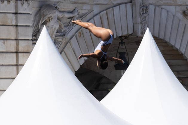 First day of Women 20m high diving final European Aquatics Championships - Paris Switzerland s Morgane Herculano dive during the first day of Women’s 20m high diving final event during the LEN European Aquatics Championships in the Seine river in Paris on August 7, 2026. Photo by Raphael Lafargue ABACAPRESS.COM Paris France  Copyright: xLafarguexRaphael ABACAx