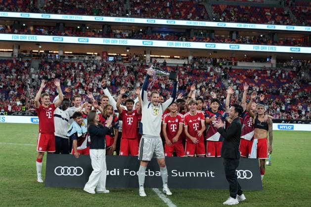 Audi Football Summit 2026: FC Bayern Munich VS Aston Villa Manuel Neuer of FC Bayern Munich holding a Trophy after a match of FC Bayern Munich VS Aston Villa at Kai Tan Stadium during the Audi Football Summit 2026 on August 7, 2026 in Hong Kong. (Photo by Ellan Mad Nexpher Images) Hong Kong