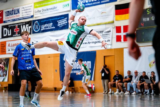 07.08.2026, xdobgx, Handball Heide-Cup 2026, TSV Hannover-Burgdorf - Mors Thy Handball v.l. Justus Fischer (TSV Hannover-Burgdorf, 54) beim Wurf, in action, throwing *** August 7, 2026, xdobgx, 2026 Heide Cup Handball Tournament, TSV Hannover Burgdorf vs. Mors Thy Handball; from left: Justus Fischer of TSV Hannover Burgdorf, taking a shot, in action, throwing