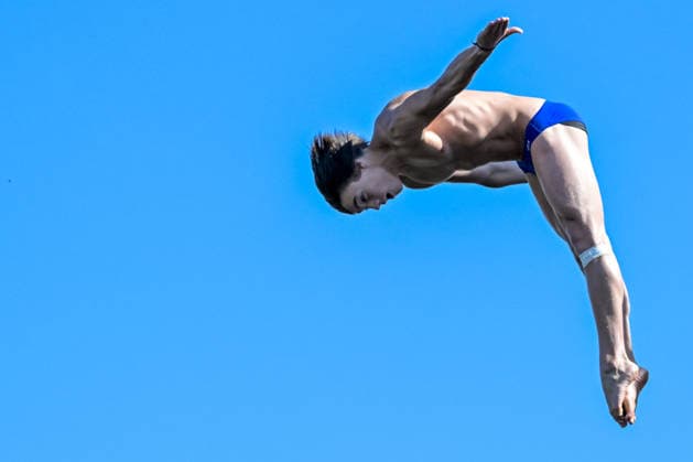 Pavel Istomin Neutral Athlete B competes in the high diving 20m Round 1-2 Men during the European Aquatics Championships at the River Seine in Paris (France), August 7, 2026. Giorgio Scala DBM - Deepbluemedia Insidefoto