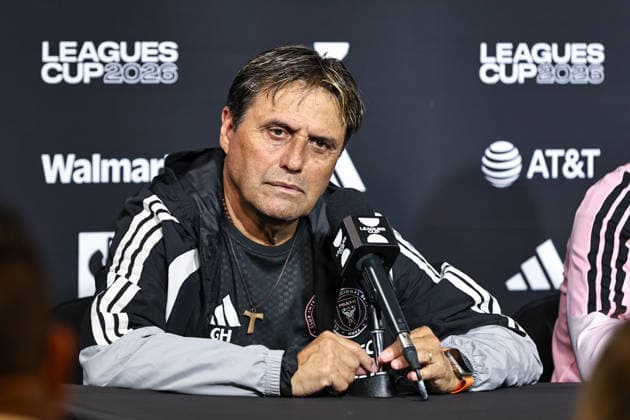 FORT LAUDERDALE, FL - AUGUST 07: Head Coach, Guillermo Hoyos, of Inter Miami CF, speaks to the media after a Inter Miami Training Session at Florida Blue Training Center on August 07, 2026 in Fort Lauderdale, Florida. (Photo by Chris Arjoon Icon Sportswire) SOCCER: AUG 07 Inter Miami CF Training EDITORIAL USE ONLY Icon26080700000036
