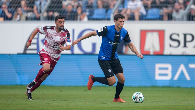 v.li.: Philipp Förster (F95, 10), Maximilian Thalhammer (SV Waldhof, 8), Zweikampf, Spielszene, Duell, duel, tackle, tackling, Dynamik, Action, Aktion, 07.08.2026, Mannheim (Deutschland), Fussball, 3. Liga, SV Waldhof Mannheim - Fortuna Düsseldorf, DFB DFL REGULATIONS PROHIBIT ANY USE OF PHOTOGRAPHS AS IMAGE SEQUENCES AND OR QUASI-VIDEO. *** From left: Philipp Förster (F95), 10, Maximilian Thalhammer (SV Waldhof), 8, tackle, game scene, duel, tackle, tackling, dynamism, action, August 7, 2026, Mannheim, Germany, soccer, 3rd Division, SV Waldhof Mannheim vs. Fortuna Düsseldorf, DFB and DFL regulations prohibit any use of photographs as image sequences and or quasi-video xozx