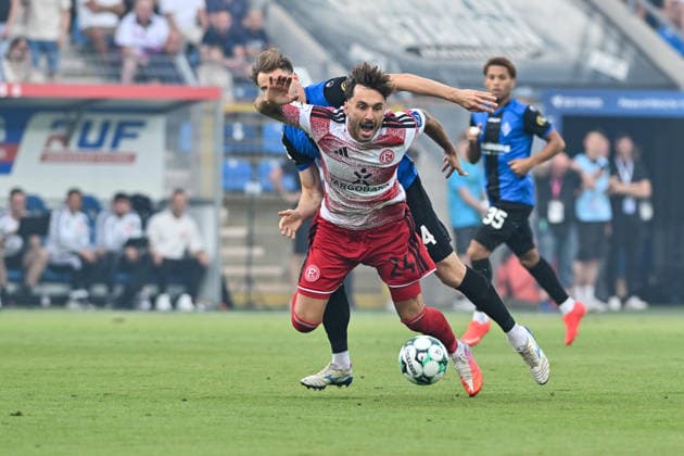 2. Liga; SV Waldhof Mannheim - Fortuna Düsseldorf; 07.08.2026 MANNHEIM, GERMANY - 07. AUGUST: im Duell Lukas KLÜNTER (SV Waldhof Mannheim 24) und Fabian SCHLEUSENER (Fortuna Düsseldorf 24) während dem Match der 3. Liga zwischen dem SV Waldhof Mannheim und Fortuna Düsseldorf am 1. Spieltag im Carl-Benz Stadion *** 2nd Division: SV Waldhof Mannheim vs. Fortuna Düsseldorf, August 7, 2026, MANNHEIM, GERMANY, August 7, featuring Lukas KLÜNTER (SV Waldhof Mannheim, 24) and Fabian SCHLEUSENER (Fortuna Düsseldorf, 24) during the 3. Liga match between SV Waldhof Mannheim and Fortuna Düsseldorf on Matchday 1 at the Carl Benz Stadium Copyright: xBEAUTIFULxSPORTS Goldbergx