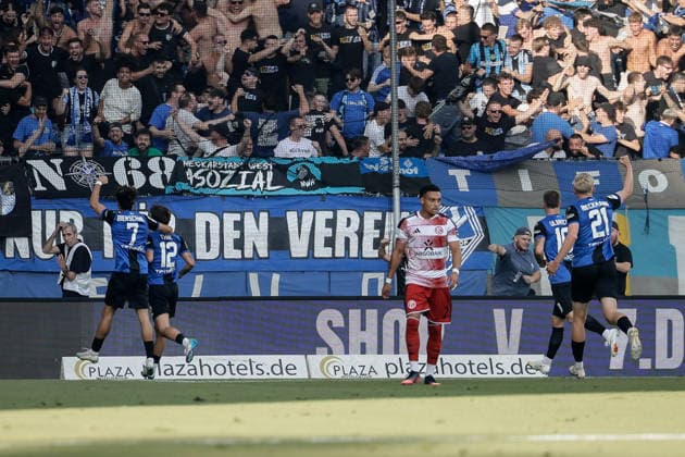 07.08.2026, xhettx, Fussball 3.Liga, SV Waldhof Mannheim - Fortuna Düsseldorf v.l. jubel um das 1:0 von Vincent Thill (SV Waldhof Mannheim, 12) (DFL DFB REGULATIONS PROHIBIT ANY USE OF PHOTOGRAPHS as IMAGE SEQUENCES and or QUASI-VIDEO) *** August 7, 2026, xhettx, Soccer 3rd Division, SV Waldhof Mannheim vs. Fortuna Düsseldorf: Cheers for Vincent Thill’s 1–0 goal for SV Waldhof Mannheim, 12 DFL DFB REGULATIONS PROHIBIT ANY USE OF PHOTOGRAPHS AS IMAGE SEQUENCES AND OR QUASI-VIDEO