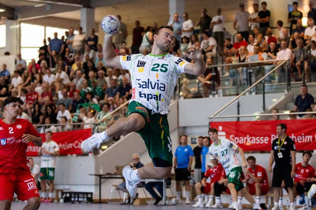 Ludvig JURMALA (FRISCH AUF! Goeppingen, 25) erzielt ein Tor, Aktion, Torwurf GER, FRISCH AUF! Goeppingen vs. TSV Neuhausen Filder, Handball, Vorbereitung, Turnier, S-Cup Altensteig, Viertelfinale, Spielzeit 2026 2027, 07.08.2026, GER, FRISCH AUF! Goeppingen vs. TSV Neuhausen Filder, Handball, Vorbereitung, Turnier, S-Cup Altensteig, Viertelfinale, Spielzeit 2026 2027, 07.08.2026, Altensteig *** Ludvig JURMALA FRISCH AUF Goeppingen, No. 25 scores a goal, play, shot on goal GER, FRISCH AUF Goeppingen vs. TSV Neuhausen Filder, handball, preseason, tournament, S Cup Altensteig, Quarterfinals, 2026–2027 season, August 7, 2026, GER, FRISCH AUF Goeppingen vs. TSV Neuhausen Filder, handball, preseason, tournament, S Cup Altensteig, quarterfinals, 2026–2027 season, August 7, 2026, Altensteig Copyright: xEibnerxPressefoto OliverxSchmidtx EP_OST