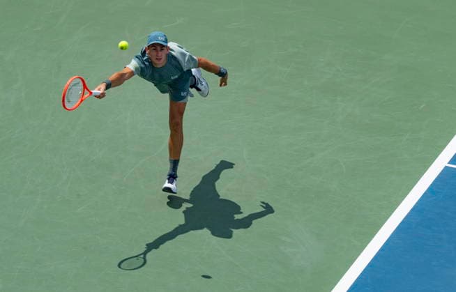 August 7, 2026, Montreal, Pq, Canada: Matteo Arnaldi of Italy stretches for a return to Tallon Griekspoor of the Netherlands during third round tennis action at the National Bank Open in Montreal on Friday, Aug. 7, 2026. Canada News - August 7, 2026  - ZUMAc35_ 20260807_zaf_c35_009 Copyright: xChristinnexMuschix
