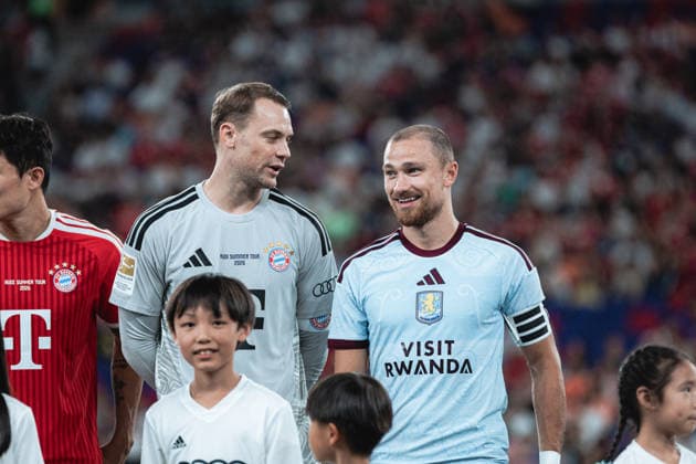 August 7, 2026, Hong Kong, China: MANUEL NEUER 1 FC Bayern Munich and Matty Cash 2 of Aston Villain action during Audi Football Summit 2026 Between FC Bayern Munich and Aston Villa at Kai Tak Stadium in Hong Kong on August 7, 2026. Hong Kong China - ZUMAn333 20260807_znp_n333_044 Copyright: xKaxLokxNgx
