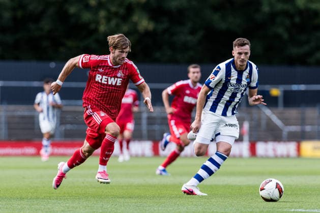 COLOGNE, GERMANY - AUGUST 07: Jan Thielmann (1. FC Koeln, 29) controls the ball during a friendly match of season 2026 27 between 1. FC Köln vs. Real Sociedad San Sebastian at Geissbockheim on August 07, 2026 in Cologne, Germany. North Rhine Westphalia Germany Copyright: xSteffiexWunderlx
