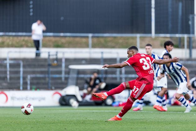 COLOGNE, GERMANY - AUGUST 07: Linton Maina (1. FC Koeln, 37) shooting a penalty during a friendly match of season 2026 27 between 1. FC Köln vs. Real Sociedad San Sebastian at Geissbockheim on August 07, 2026 in Cologne, Germany. North Rhine Westphalia Germany Copyright: xSteffiexWunderlx