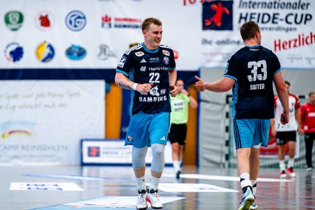 07.08.2026, xdobgx, Handball Heide-Cup 2026, HSV Hamburg - HOJ Elite v.l. Noah Beyer (Handball Verein Hamburg, 22), Moritz Sauter (Handball Sport Verein Hamburg, 33) Schneverdingen *** August 7, 2026, xdobgx, 2026 Heide Cup Handball Tournament, HSV Hamburg HOJ Elite vs. Noah Beyer, Handball Sport Verein Hamburg, 22, Moritz Sauter, Handball Sport Verein Hamburg, 33, Schneverdingen