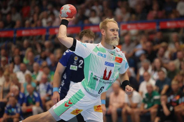 07.08.2026, xtgx, Handball Turnier, EHV Aue - SC Magdeburg emspor, v.l. Matthias Musche (Magdeburg, 6) wirft Tor, Torschuetze, erzielt Tor, Treffer, scores the goal Lößnitz *** August 7, 2026, xtgx, Handball Tournament, EHV Aue vs. SC Magdeburg emspor, from left: Matthias Musche (Magdeburg), 6 takes a shot, goal scorer, scores a goal, Lößnitz
