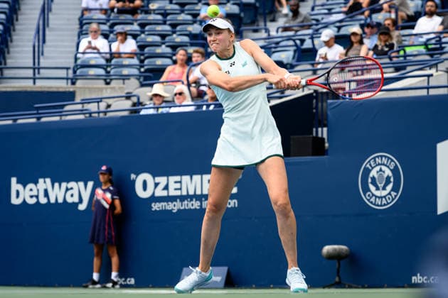 August 7, 2026, Toronto, Ontario, Canada: ELENA RYBAKINA of Kazakhstan returns the ball during her third-round match against Ann Li of the United States at the National Bank Open, part of the Hologic WTA, Tennis Damen Tour, at Sobeys Stadium. Tennis 2026: WTA 1000 National Bank Open Presented By Rogers.  - ZUMAr228 20260807_znp_r228_006 Copyright: xVasiliyxRyabykhx