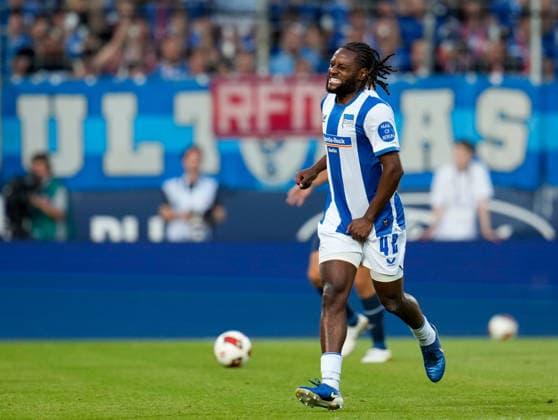 Deyovaisio Zeefuik (Hertha BSC, 42) reagiert nach einem Zweikampf waehrend des Spiels. GER, VfL Bochum 1848 vs Hertha BSC, 2. Bundesliga, 1. Spieltag, Saison 2026-27, Vonovia Ruhrstadion, Bochum, 07.08.2026 DFL REGULATIONS PROHIBIT ANY USE OF PHOTOGRAPHS AS IMAGE SEQUENCES AND OR QUASI-VIDEO Foto: HMB Media Scott W. Coleman Bochum Vonovia Ruhrstadion Nordrhein-Westfalen GER Copyright: xScottxW.xColemanx