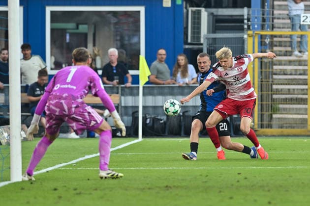 2. Liga; SV Waldhof Mannheim - Fortuna Düsseldorf; 07.08.2026 MANNHEIM, GERMANY - 07. AUGUST: im Duell Kushtrim ASALLARI (SV Waldhof Mannheim 20) und Felix Constantin MEISER (Fortuna Düsseldorf 20) während dem Match der 3. Liga zwischen dem SV Waldhof Mannheim und Fortuna Düsseldorf am 1. Spieltag im Carl-Benz Stadion *** 2nd Division: SV Waldhof Mannheim vs. Fortuna Düsseldorf, August 7, 2026, MANNHEIM, GERMANY, August 7, featuring Kushtrim ASALLARI (SV Waldhof Mannheim, age 20) and Felix Constantin MEISER (Fortuna Düsseldorf, age 20) during the 3. Liga match between SV Waldhof Mannheim and Fortuna Düsseldorf on Matchday 1 at the Carl Benz Stadium Copyright: xBEAUTIFULxSPORTS Goldbergx
