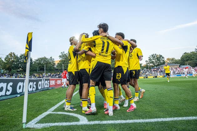 Regionalliga West: Borussia Dortmund II - 1.FC Köln II, 07.08.2026 Borussia Dortmund U23 bejubelt das Tor, 1:0 durch Tim Degener (Borussia Dortmund U23, 7) Regionalliga West: Borussia Dortmund II - 1.FC Köln II, Rote Erde, Dortmund; 07.08.2026 DFB regulations prohibit any use of photographs as image sequences and or quasi video. *** Regionalliga West: Borussia Dortmund II vs. 1. FC Köln II, August 7, 2026. Borussia Dortmund U23 celebrates the goal—1–0 by Tim Degener. Borussia Dortmund U23, 7. Regionalliga West: Borussia Dortmund II vs. 1. FC Köln II, Rote Erde, Dortmund, August 7, 2026 DFB regulations prohibit any use of photographs as image sequences and or quasi-video Copyright: xBEAUTIFULxSPORTS Buriakovx