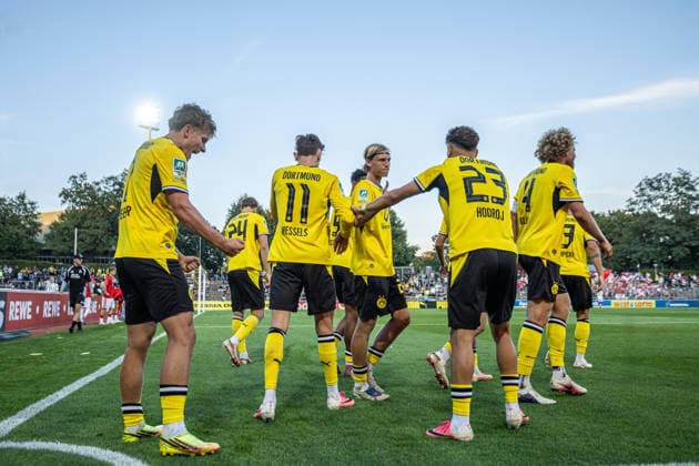 Regionalliga West: Borussia Dortmund II - 1.FC Köln II, 07.08.2026 Borussia Dortmund U23 bejubelt das Tor, 1:0 durch Tim Degener (Borussia Dortmund U23, 7) Regionalliga West: Borussia Dortmund II - 1.FC Köln II, Rote Erde, Dortmund; 07.08.2026 DFB regulations prohibit any use of photographs as image sequences and or quasi video. *** Regionalliga West: Borussia Dortmund II vs. 1. FC Köln II, August 7, 2026. Borussia Dortmund U23 celebrates the goal—1–0 by Tim Degener. Borussia Dortmund U23, 7. Regionalliga West: Borussia Dortmund II vs. 1. FC Köln II, Rote Erde, Dortmund, August 7, 2026 DFB regulations prohibit any use of photographs as image sequences and or quasi-video Copyright: xBEAUTIFULxSPORTS Buriakovx