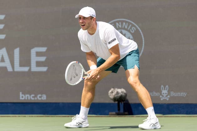 August 7, 2026, Montreal, Quebec, Canada: TALLON GRIEKSPOOR from Nederlands waiting service in match against Matteo Arnaldi (30) from Italia in third round at Canadian Open at IGA stadium in Montreal, Quebec, Canada on 2026-08-07 TENNIS: Canadian Open Montreal 2026  - ZUMAl189 20260807_zsp_l189_011 Copyright: xYannickxLegarex