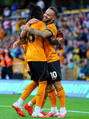 WOLVERHAMPTON, ENGLAND - August 7: Goal. Adam Armstrong of Wolves celebrates scoring during the Carabao Cup football match between Wolverhampton Wanderers and Port Vale at Molineux stadium on August 7 2026 in Wolverhampton, England  Copyright: xNataliexMincher SPPx Sportspressphoto_SPR202148