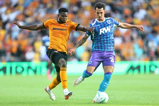Yerson Mosquera of Wolves and Lewis Montsma of Port Vale Wolverhampton Wanderers v Port Vale, EFL Carabao Cup, First Round, Football, Molineux, Wolverhampton, UK - 07 Aug 2026Wolverhampton Molineux United Kingdom EDITORIAL USE ONLY No use with unauthorised audio, video, data, fixture lists, club league logos or live services. Online in-match use limited to 120 images, no video emulation. No use in betting, games or single club league player publications.  Copyright: xPhilxOldham Shutterstockx 17050839ak