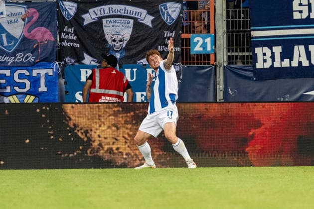 07.08.2026, GER Deutschland, Fussball, Saison 2026 2027, 2. Bundesliga, 1. Spieltag: VfL Bochum vs Hertha BSC Berlin Torjubel Jubel ueber das Tor zum 0:1 durch Sebastian Gronning (Hertha BSC Berlin, 17) Bochum Vonovia Ruhrstadion Nordrhein Westfalen Deutschland *** August 7, 2026, GER Germany, Soccer, 2026–2027 Season, 2. Bundesliga, Matchday 1: VfL Bochum vs. Hertha BSC Berlin; Goal celebration: Cheers for the 0–1 goal scored by Sebastian Gronning of Hertha BSC Berlin, 17 Bochum, Vonovia Ruhrstadion, North Rhine-Westphalia, Germany Copyright: xnordphotoxGmbHx xSchulzex
