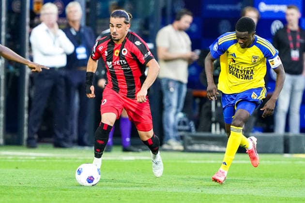 2026-08-07 SC Cambuur v Excelsior LEEUWARDEN, NETHERLANDS - AUGUST 7: Irakli Yegoian of Excelsior Rotterdam, Jamal Amofa of SC Cambuur during the VriendenLoterij Eredivisie match between SC Cambuur and Excelsior at Kooi Stadion on August 7, 2026 in Leeuwarden, Netherlands. Leeuwarden Kooi Stadion Netherlands Content not available for redistribution in The Netherlands directly or indirectly through any third parties. Copyright: xAndrexWeeningx