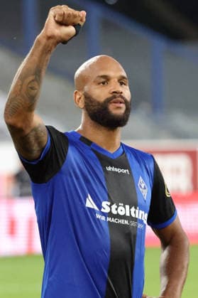 07.08.2026, xrekx, Fussball 3.Liga, SV Waldhof Mannheim - Fortuna Düsseldorf v.l. Terrence Boyd (SV Waldhof Mannheim) Mannschaft, Spieler, jubeln nach Spielende, Team, Player, celebrate at the end of the match (DFL DFB REGULATIONS PROHIBIT ANY USE OF PHOTOGRAPHS as IMAGE SEQUENCES and or QUASI-VIDEO) Mannheim *** August 7, 2026, xrekx, Soccer 3rd Division, SV Waldhof Mannheim vs. Fortuna Düsseldorf – Terrence Boyd, SV Waldhof Mannheim team, players celebrating after the game, team, players, celebrating at the end of the match. DFL and DFB regulations prohibit any use of photographs as image sequences and or quasi-video. Mannheim