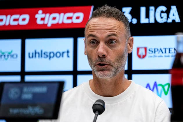 Alexander Ende (Trainer, Cheftrainer, F95), Einzelbild, Einzelfoto, bei der Pressekonferenz nach dem Spiel, PK, press conference, PK, Pressekonferenz Pressetermin, Medientermin, 07.08.2026, Mannheim (Deutschland), Fussball, 3. Liga, SV Waldhof Mannheim - Fortuna Düsseldorf, DFB DFL REGULATIONS PROHIBIT ANY USE OF PHOTOGRAPHS AS IMAGE SEQUENCES AND OR QUASI-VIDEO. *** Alexander Ende, Coach, Head Coach, F95, single image, single photo, at the post-game press conference, PK, press conference, media event, August 7, 2026, Mannheim, Germany, soccer, 3. Liga, SV Waldhof Mannheim vs. Fortuna Düsseldorf, DFB and DFL regulations prohibit any use of photographs as image sequences and or quasi-video xozx