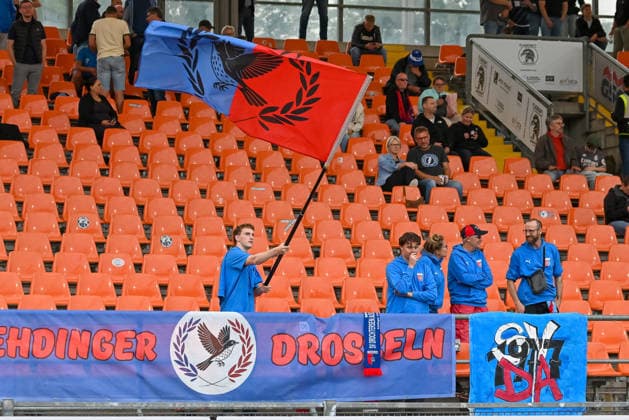 SV Drochtersen Assel Fans VfB Oldenburg vs. SV Drochtersen Assel, Fussball, Regionalliga Nord, 2. Spieltag, Saison 2026 2027, 07.08.2026, VfB Oldenburg vs. SV Drochtersen Assel, Fussball, Regionalliga Nord, 2. Spieltag, Saison 2026 2027, 07.08.2026 Oldenburg *** SV Drochtersen Assel Fans: VfB Oldenburg vs. SV Drochtersen Assel, Soccer, Regionalliga Nord, Matchday 2, 2026–2027 Season, August 7, 2026, VfB Oldenburg vs. SV Drochtersen Assel, Soccer, Regionalliga Nord, Matchday 2, 2026–2027 Season, August 7, 2026, Oldenburg Copyright: xEibner-Pressefoto RobertxGertzenx EP_RGN