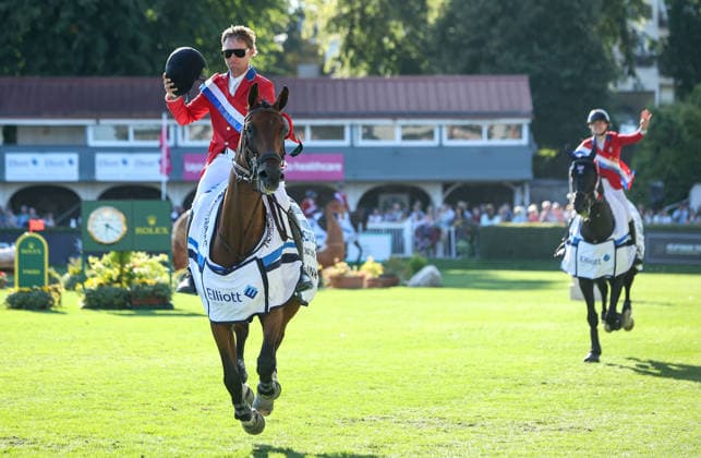 2026 Dublin Horse Show, Laya Arena, Dublin 7 8 2026 Team USA celebrate winning Team USA celebrate winning 7 8 2026  Copyright: xx DC74047 copy