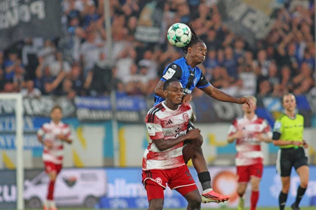 Kopfball, Nolan Muteba N Tumba (SV Waldhof Mannheim, 29),Kaden Amaniampong (Fortuna Duesseldorf, 39) GER, SV Waldhof Mannheim gegen Fortuna Duesseldorf Fussball 1.Spieltag Spielzeit 2026 2027 07.08.2026 (DFL DFB REGULATIONS PROHIBIT ANY USE OF PHOTOGRAPHS as IMAGE SEQUENCES and or QUASI-VIDEO). GER SV Waldhof Mannheim gegen Fortuna Duesseldorf Fussball 1.Spieltag Spielzeit 2026 2027 01.08.2026 Mannheim *** Header, Nolan Muteba N Tumba (SV Waldhof Mannheim), 29, Kaden Amaniampong (Fortuna Düsseldorf), 39 GER, SV Waldhof Mannheim vs. Fortuna Düsseldorf, Soccer, Matchday 1, 2026–2027 Season, July 8, 2026. DFL and DFB regulations prohibit any use of photographs as image sequences and or quasi-video GER SV Waldhof Mannheim vs. Fortuna Düsseldorf, Soccer 1, Matchday, 2026–2027 Season, January 8, 2026, Mannheim Copyright: xEibner-Pressefoto JoergxHirschx EP_JHH